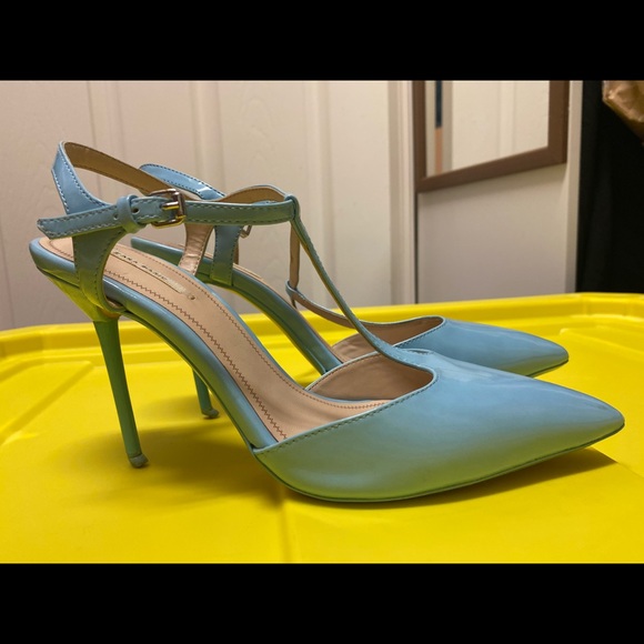 blue t bar heels